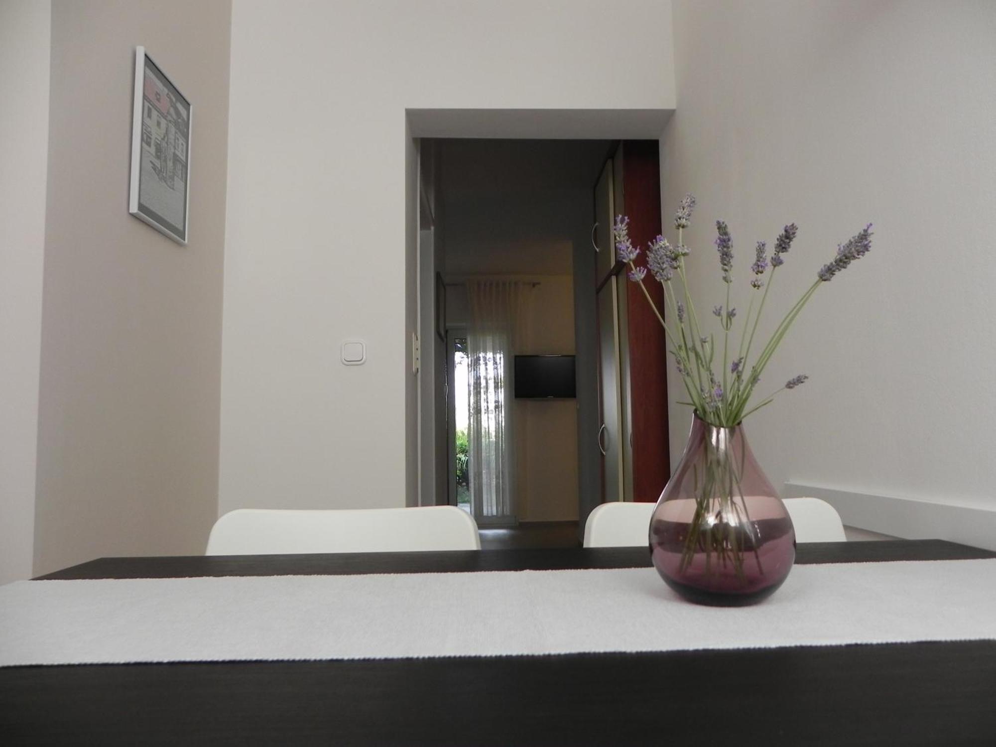 Apartment Apartments Katalenic *