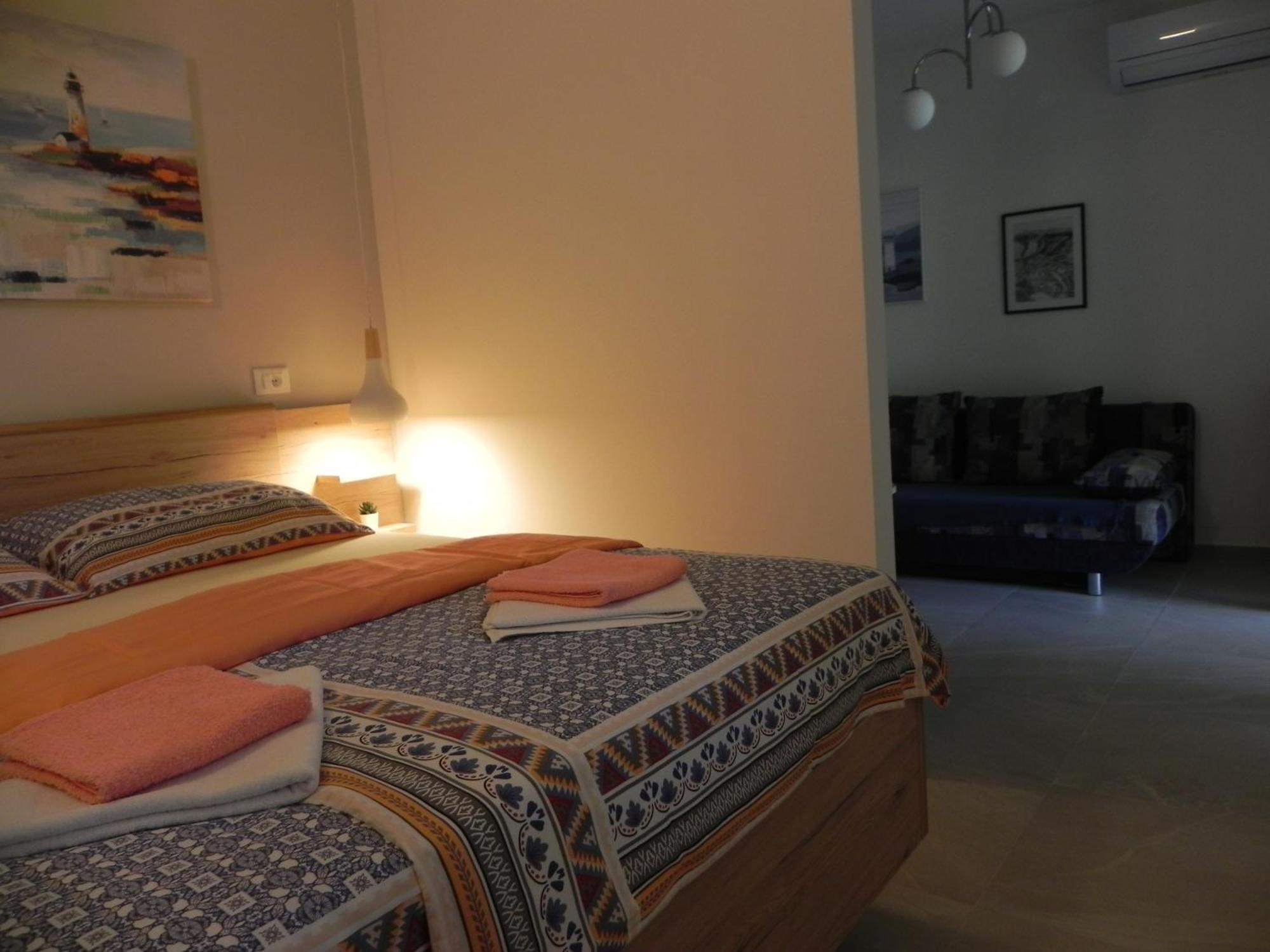 Apartments Katalenic * Selce