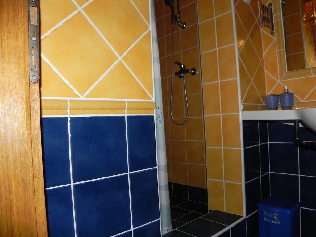 Apartments Katalenic * Selce